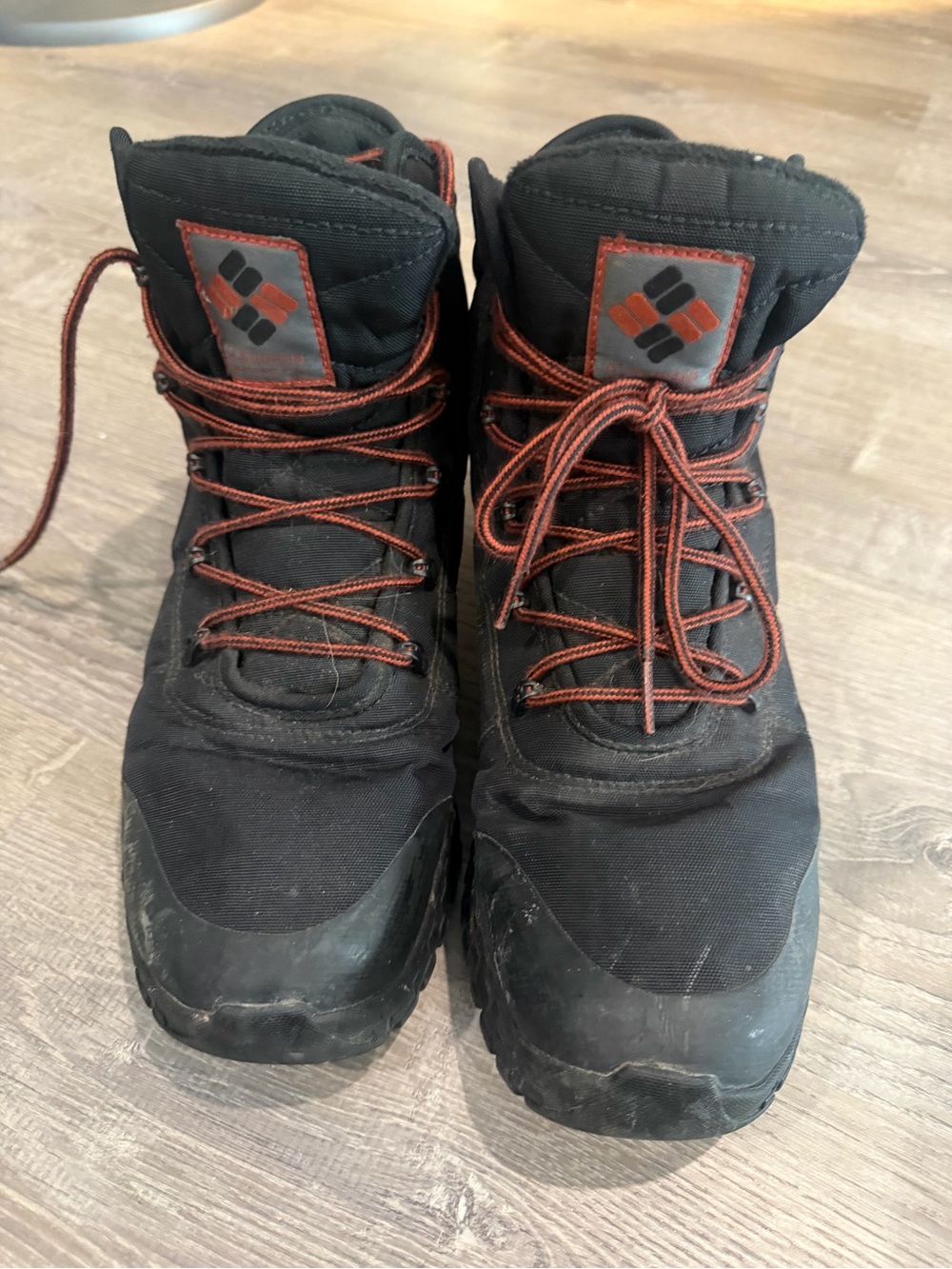 Columbia Black and Orange Lace-Up Men's Hiking Boots
